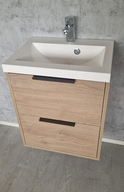 Allaslaatikosto PUR, lev. 800mm, Tammilaminaatti, mustat listavetimet. Vedenkestävä